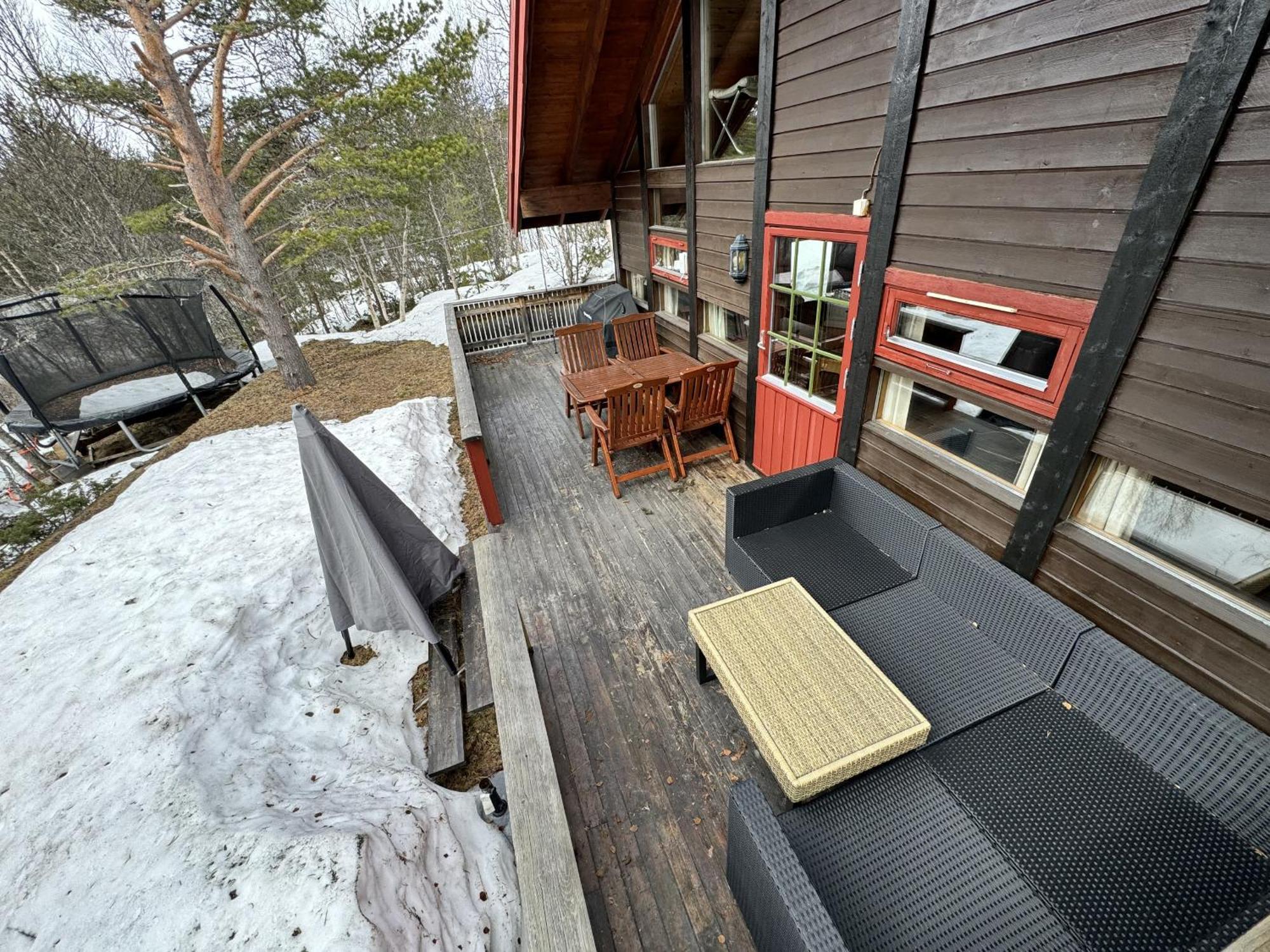 Koselig Hytte Med Usjenert Og Solrik Beliggenhet Geilo Luaran gambar